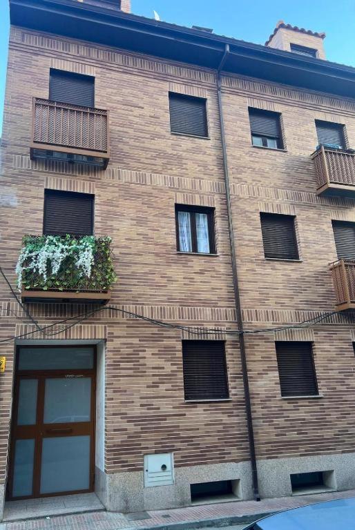 Noria 2B Apartment Alcalá de Henares Екстериор снимка